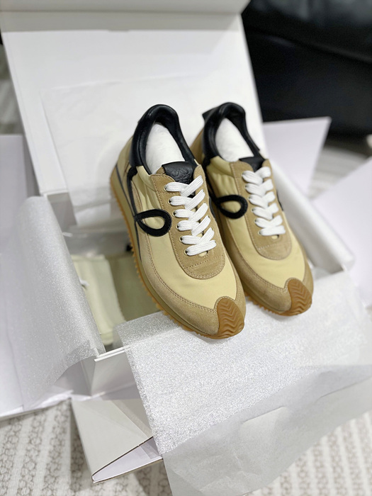 로에베 플로우 러너