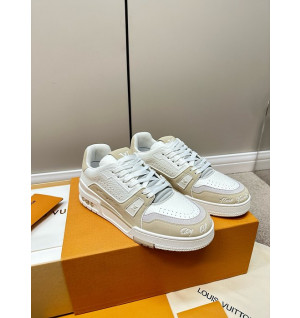 루이비통 트레이너 스니커즈 (남녀공용)