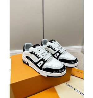 루이비통 트레이너 스니커즈 (남녀공용)