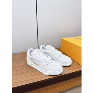 루이비통 트레이너 스니커즈 (남녀공용)