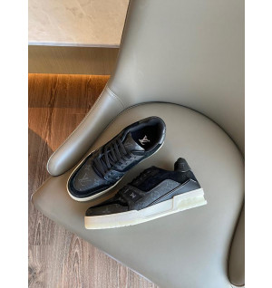 루이비통 트레이너 스니커즈 (남성용)