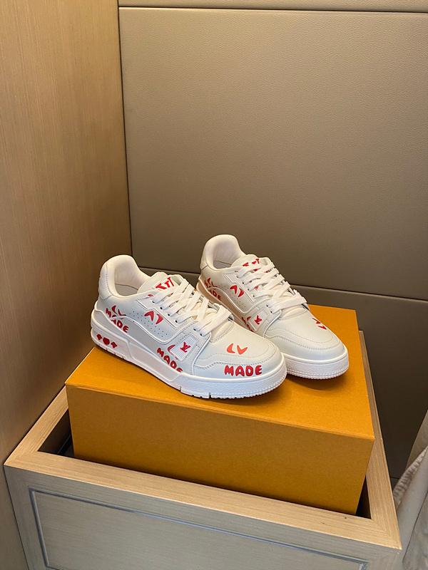 루이비통 트레이너 스니커즈 (남성용)