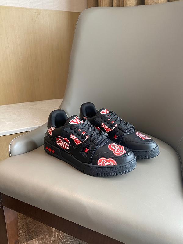 루이비통 트레이너 스니커즈 (남성용)