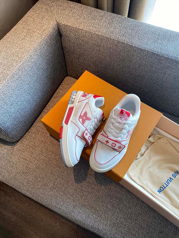 루이비통 트레이너 스니커즈 (남성용)