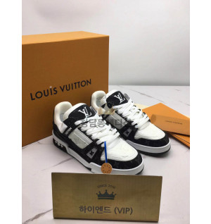 루이비통 트레이너 스니커즈 (남성용)