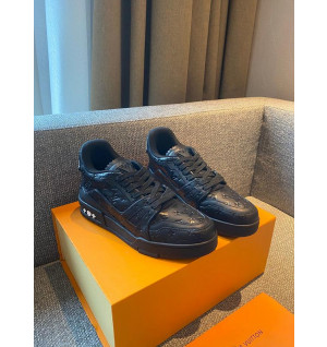 루이비통 트레이너 스니커즈 (남성용)