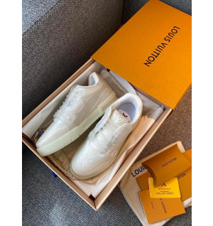 루이비통 트레이너 스니커즈 (남성용)