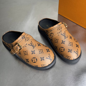 루이비통 투고 플랫 컴포트 뮬