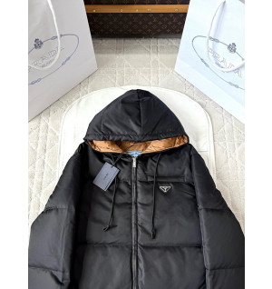 프라다 리나일론 패딩 (남녀공용)