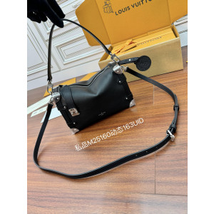 루이비통 사이드 트렁크 MM