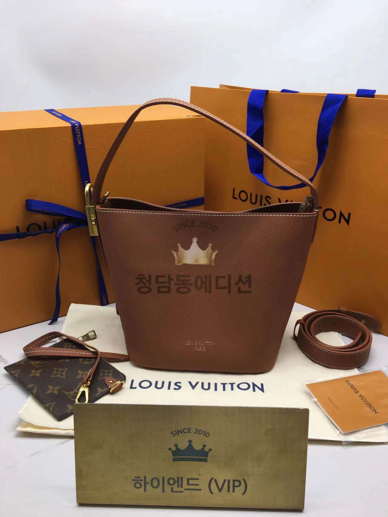 루이비통 로우 키 올 인 BB 버킷 숄더백