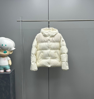 몽클레어 자슈어 숏 패딩