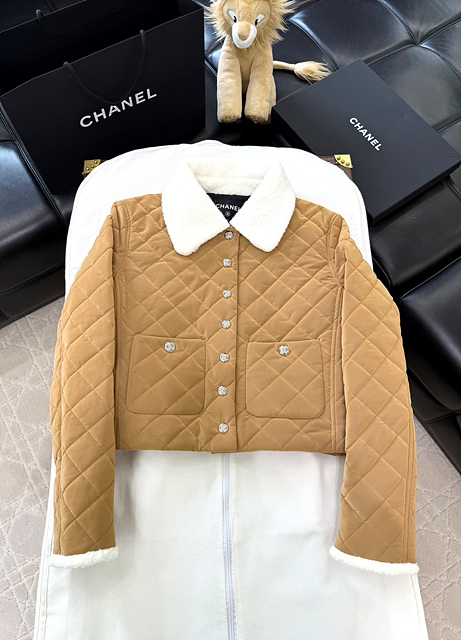 샤넬 벨벳 퀼팅 크롭 자켓 (컬러 브라운, 블랙)