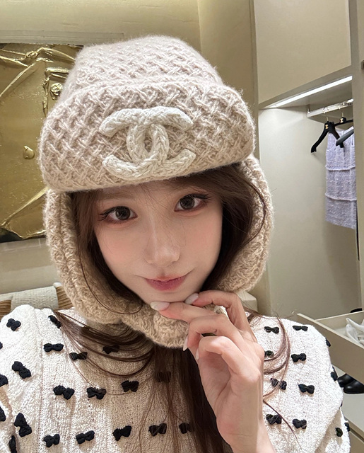 샤넬 리본 패턴 니트 반팔 (컬러 블랙, 아이보리)