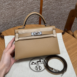 에르메스 미니 켈리백 2세대 올수공 (컬러 차이) (버클 은장)