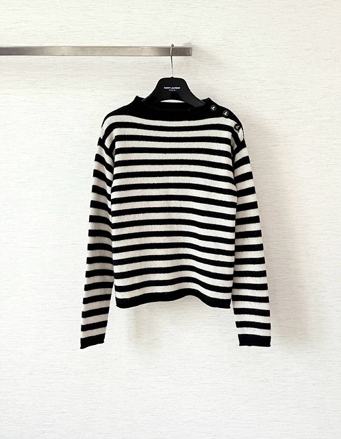 디올 스트라이프 긴팔 티셔츠