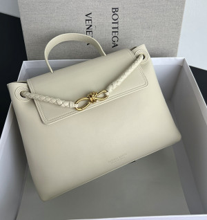 보테가베네타 미디엄 차오 차오 817231