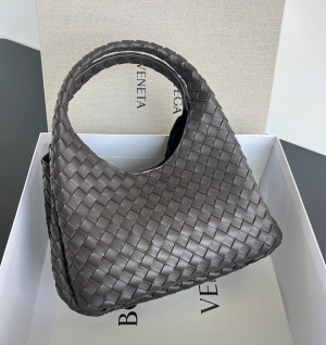 보테가베네타 캄파나 미디엄 844249