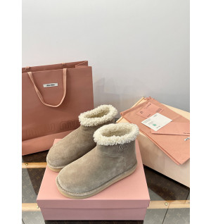 미우미우 스웨이드 시어링 부티