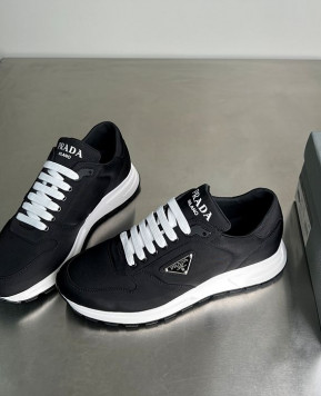 프라다 프랙스 스니커즈 (남성용)