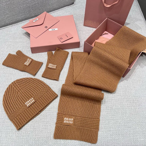 미우미우 로고 니트 비니 / 장갑 / 머플러