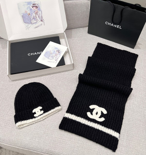 샤넬 CC 로고 니트 비니 & 머플러