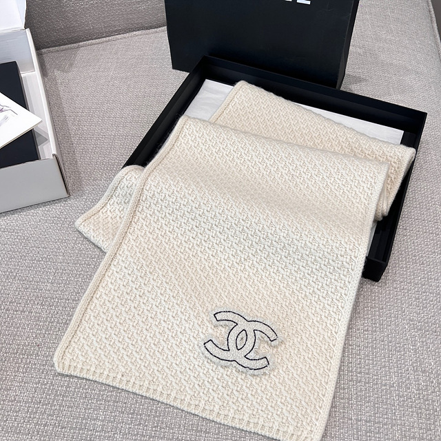 샤넬 캐시미어 CC 로고 비니 & 머플러