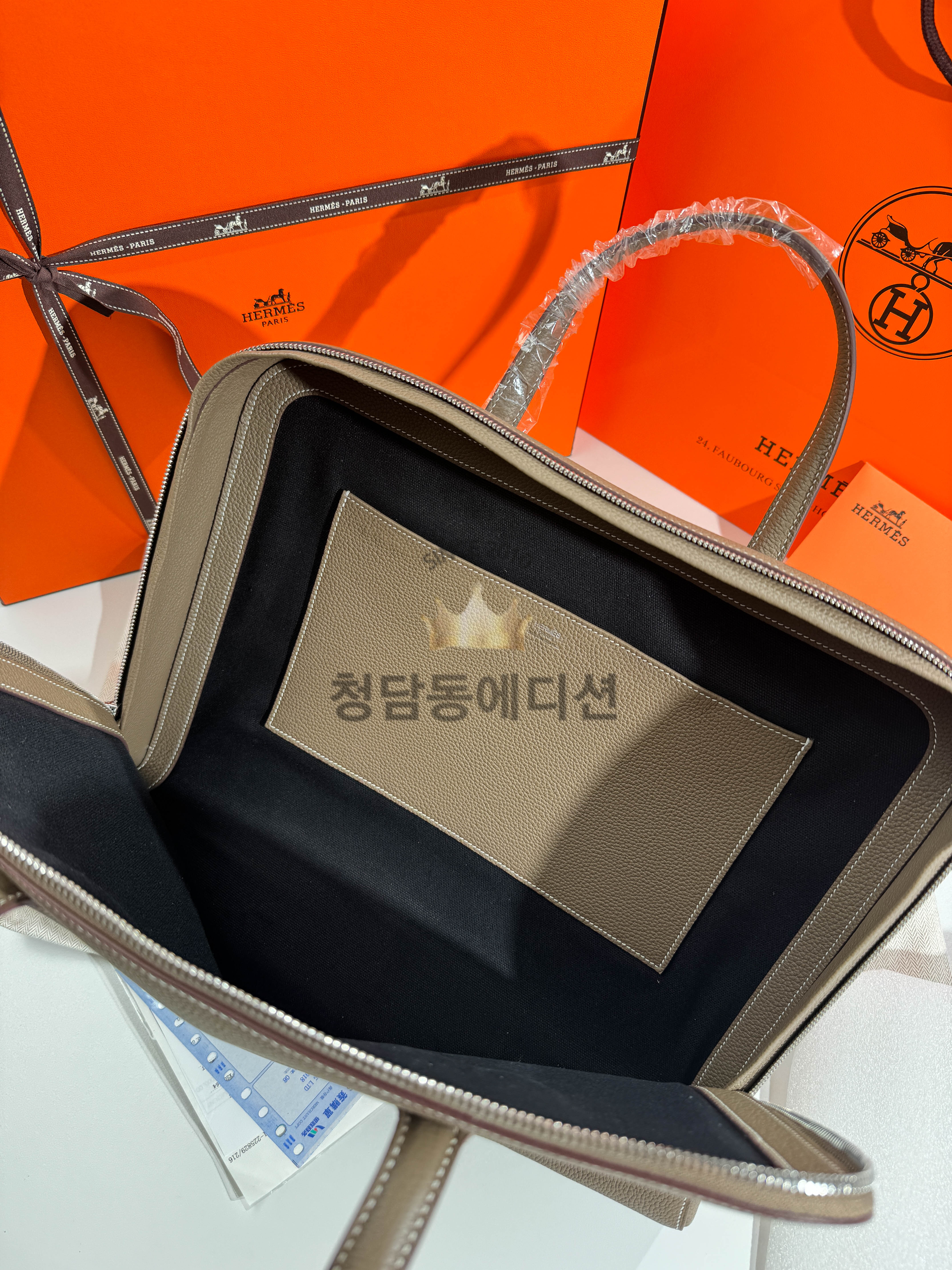 에르메스 남자 가방 빅토리아 라이트 브리프케이스 반수공 (컬러 에토프)