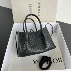 보테가베네타 피나코테카 백 스몰 819004