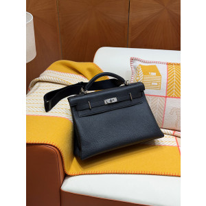 에르메스 켈리 맥시 42 (컬러 누아(블랙))