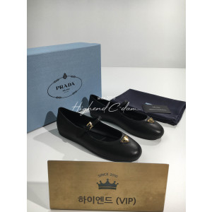 프라다 삼각로고 메리제인 페이턴트 레더 발레리나 플랫 슈즈 1F793N