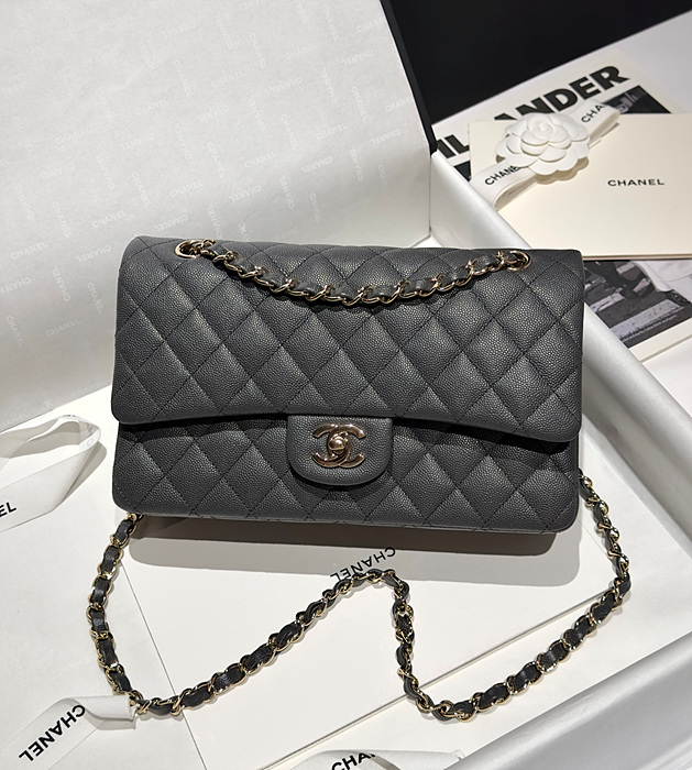 샤넬 클래식백 작은 캐비어스킨 미디움 25.5cm