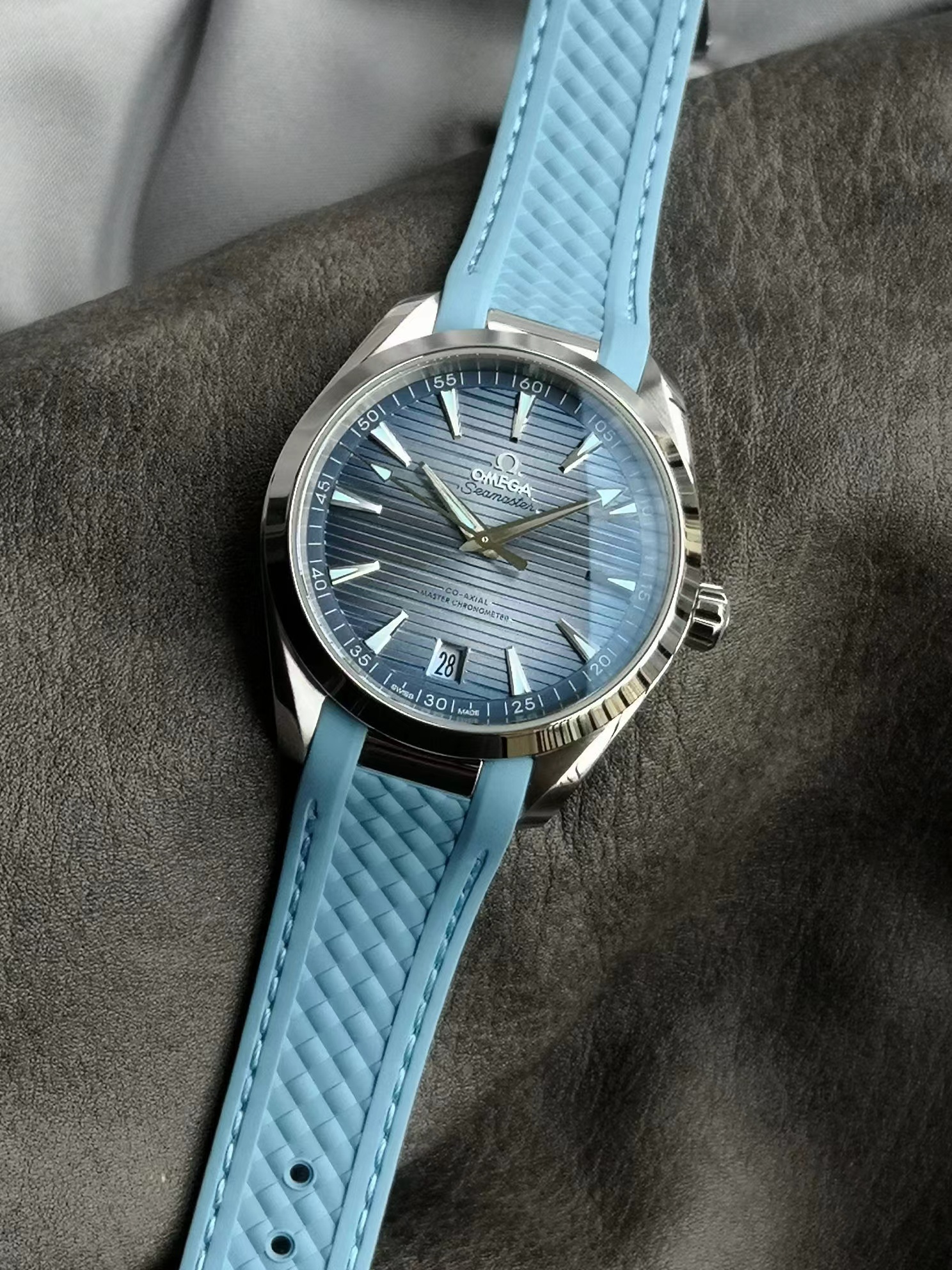 오메가 씨마스터 아쿠아테라 41mm