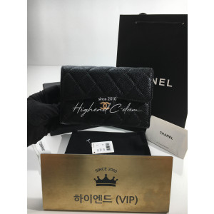 샤넬 클래식 캐비어스킨 플랩 중지갑 16cm 금장 (내부 지퍼)